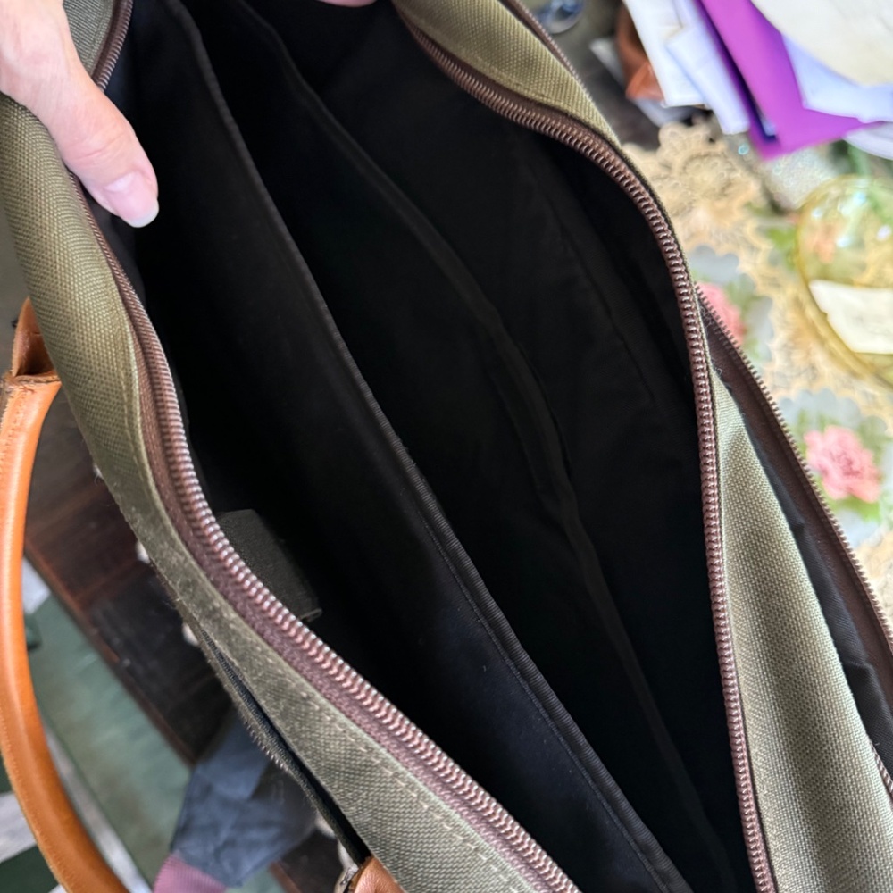 LL Bean leather trim carry on bag - Picture 4 of 9